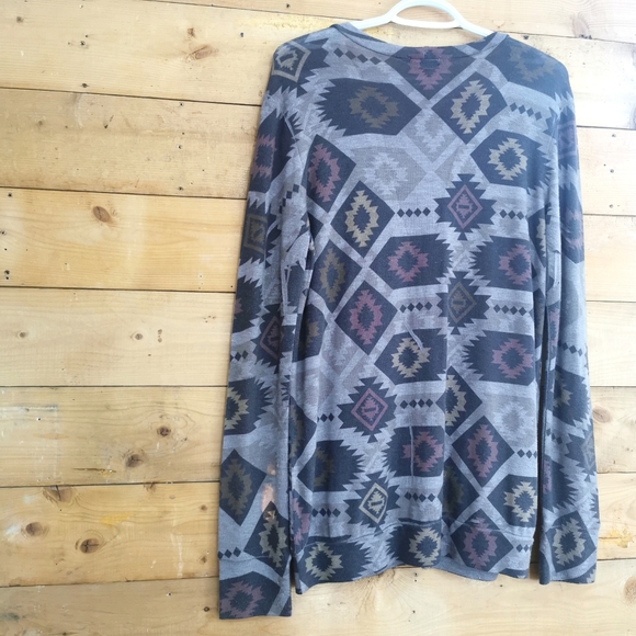 Tribal Cardigan - Picture 3 of 4